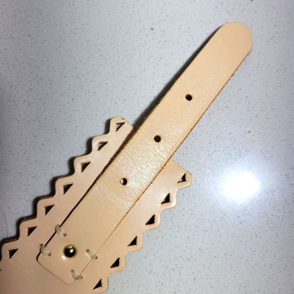 Club Monaco scalloped edge cut out perforated motif corset belt beige neutral S - Picture 5 of 5